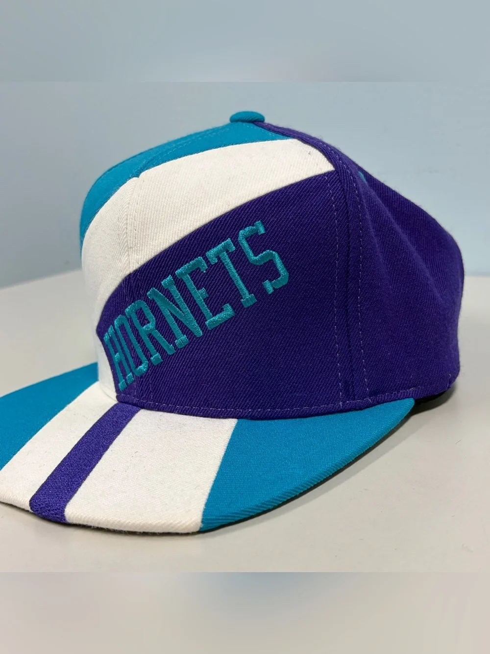 Charlotte Hornets Mitchell & Ness Hardwood Classics Hat Snapback Retro NBA Block - Picture 3 of 12